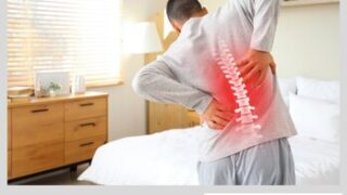 朝、腰が辛い…その原因は意外な所にあるかも…